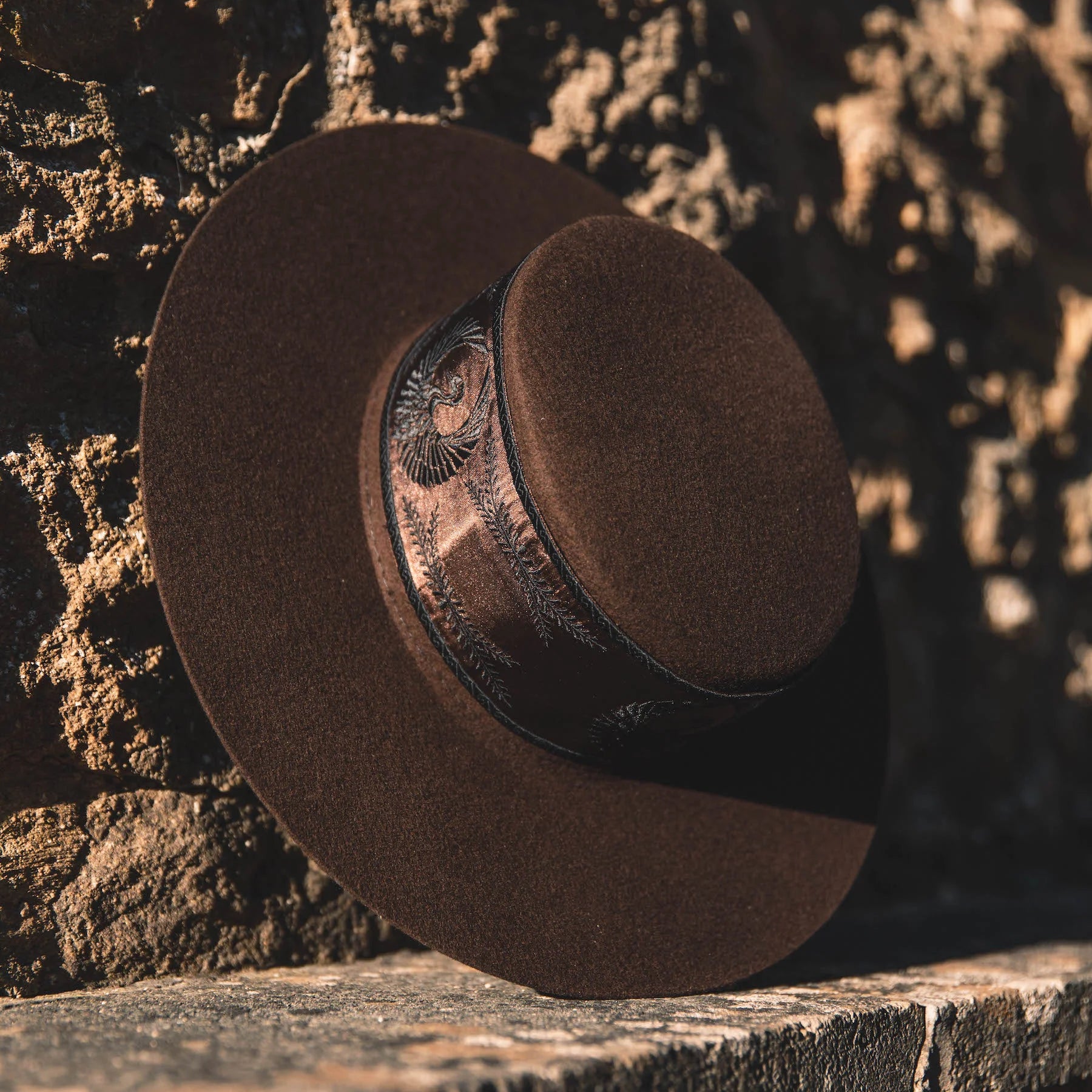 EUGENIA IN BROWN
